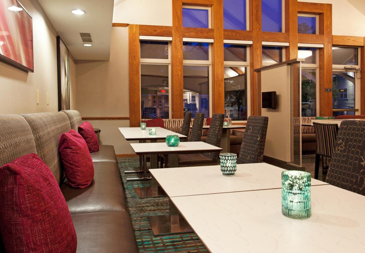 Residence Inn By Marriott Pittsburgh Airport Robinson Township Exteriér fotografie